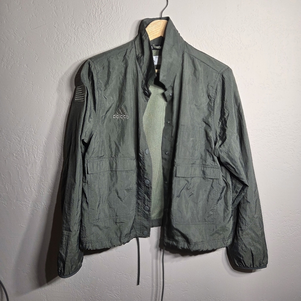 Woman's Adidas Green Utility Jacket Lightweight Stand-Up Collar